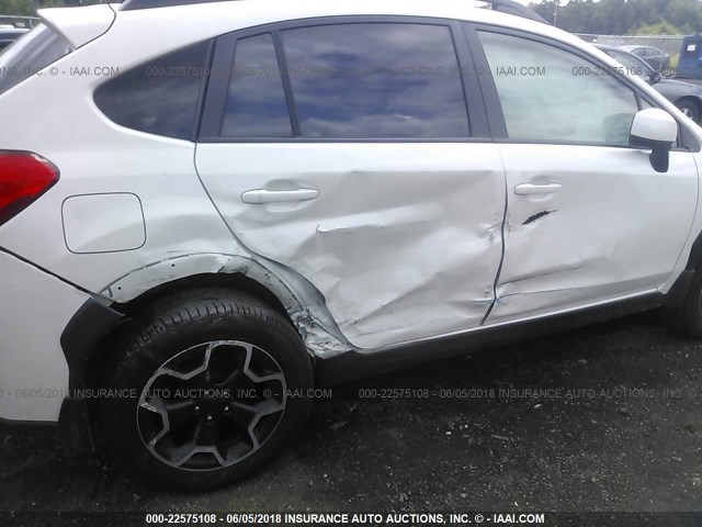 JF2GPAVC4E8298095 - 2014 SUBARU XV CROSSTREK 2.0 PREMIUM WHITE photo 6