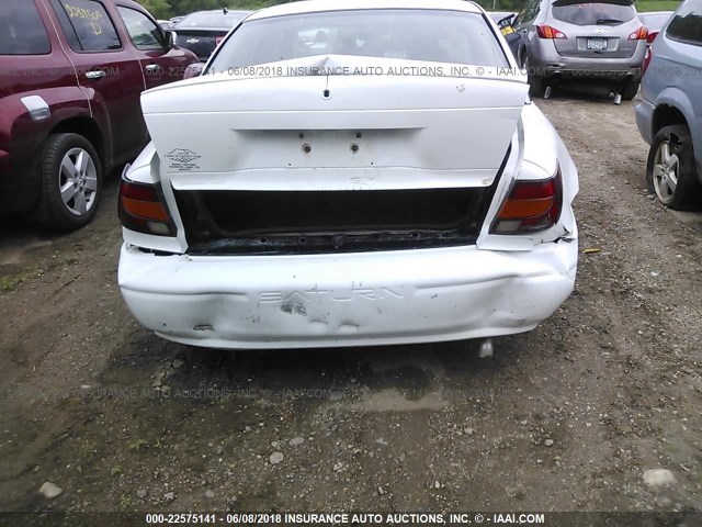 1G8ZH52832Z301581 - 2002 SATURN SL1 WHITE photo 6