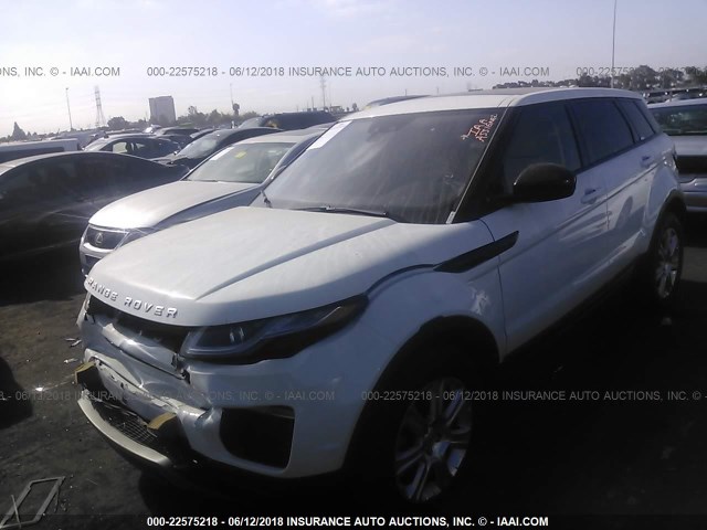 SALVP2RX7JH275065 - 2018 LAND ROVER RANGE ROVER EVOQU SE WHITE photo 2