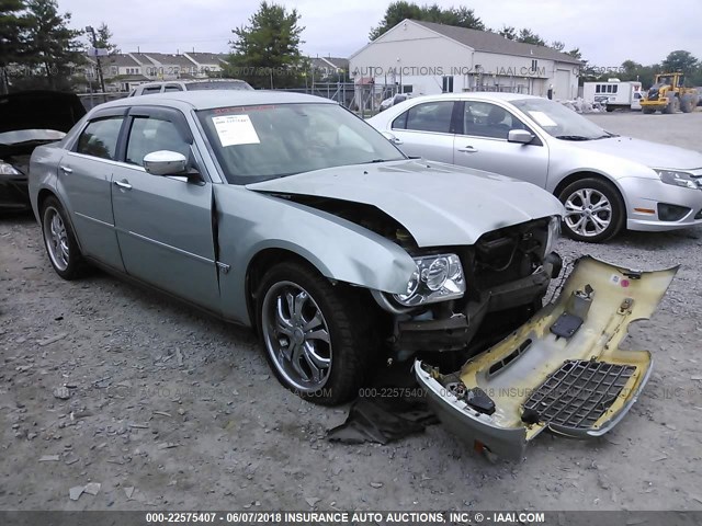 2C3AA63HX5H578622 - 2005 CHRYSLER 300C GREEN photo 1