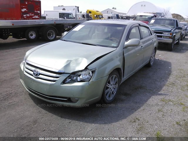 4T1BK36B56U133105 - 2006 TOYOTA AVALON XL/XLS/TOURING/LIMITED GREEN photo 2