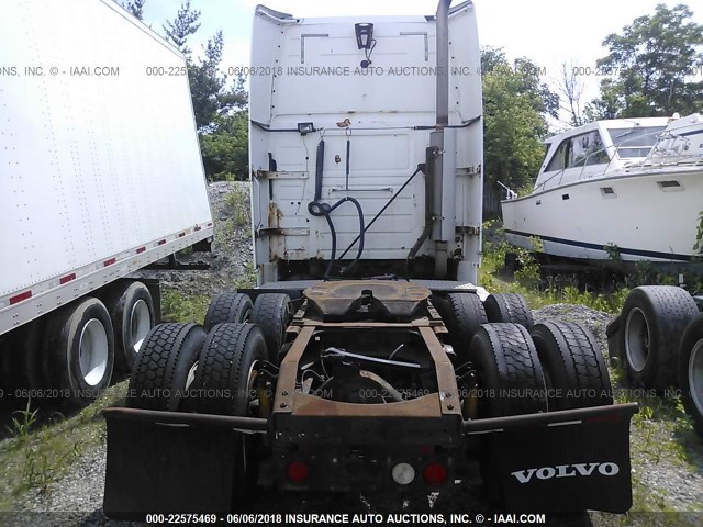 4V4NC9GH61N307159 - 2001 VOLVO VN L WHITE photo 8