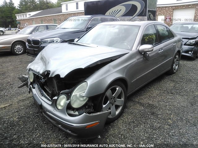 WDBUF70J26A823886 - 2006 MERCEDES-BENZ E 500 SILVER photo 2