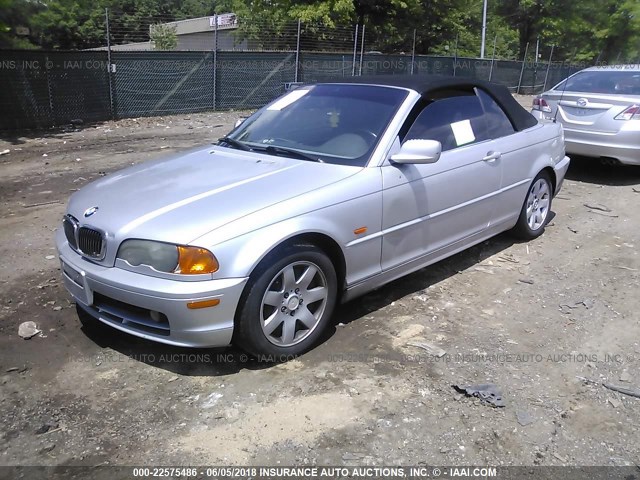 WBABR3340YEA82292 - 2000 BMW 323 CI SILVER photo 2