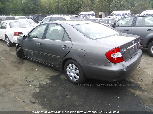 4T1BE32K94U814328 - 2004 TOYOTA CAMRY LE/XLE/SE ნაცრისფერი ფოტო 3