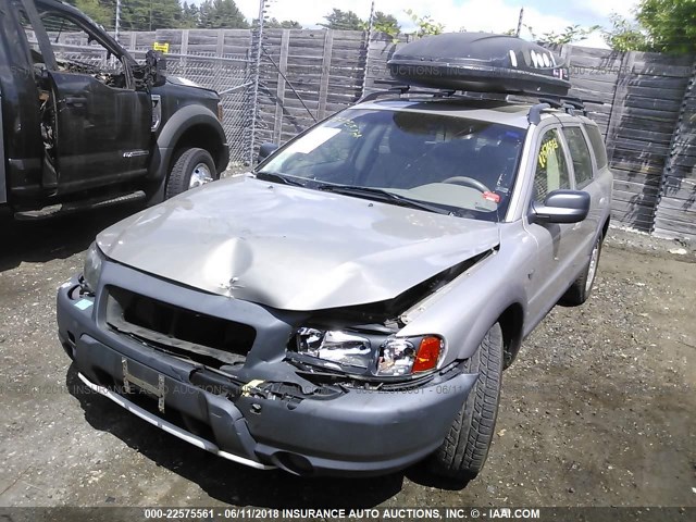 YV1SZ58D421073608 - 2002 VOLVO V70 XC TAN photo 2