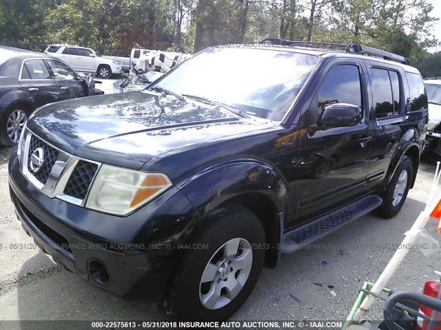 5N1AR18W85C771736 - 2005 NISSAN PATHFINDER LE/SE/XE BLACK photo 2