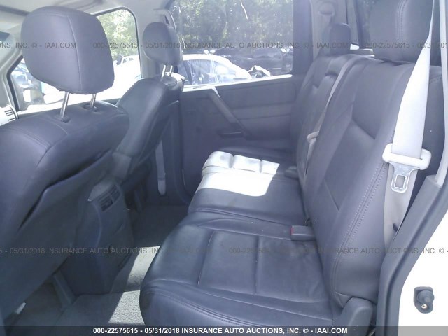 1N6BA07A55N543856 - 2005 NISSAN TITAN XE/SE/LE WHITE photo 8