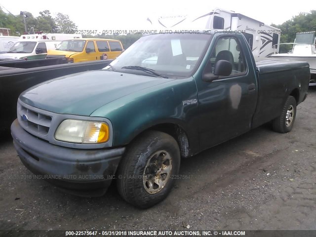 1FTFF27MXVKD58831 - 1997 FORD F250 GREEN photo 2