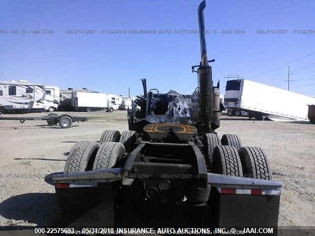 1FUJA6CK26LV76979 - 2006 FREIGHTLINER CONVENTIONAL COLUMBIA 白色 照片 8