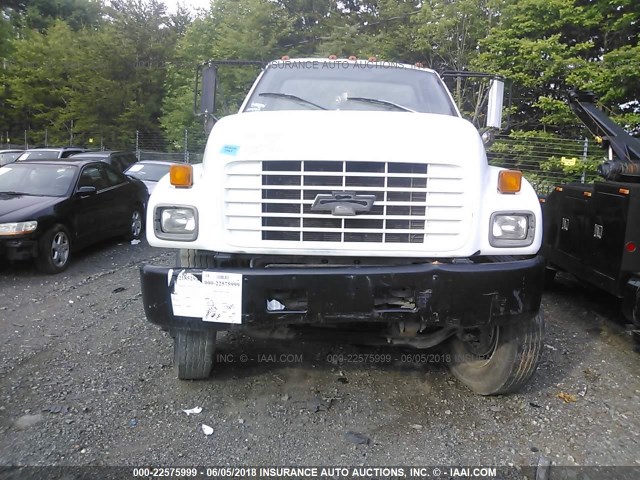 1GBK7H1D6XJ100827 - 1999 CHEVROLET C-SERIES C7H042 WHITE photo 7