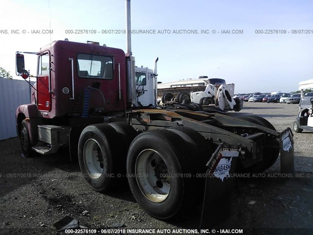 1FUJACAS11LJ62151 - 2001 FREIGHTLINER CONVENTIONAL FLD112 RED photo 3