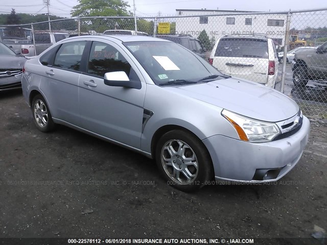 1FAHP35N58W233777 - 2008 FORD FOCUS SE/SEL/SES SILVER photo 1