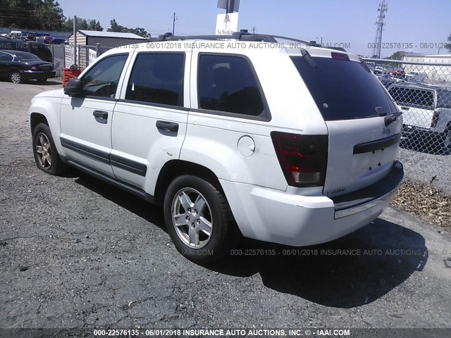 1J4GS48K15C682988 - 2005 JEEP GRAND CHEROKEE LAREDO/COLUMBIA/FREEDOM 白色 照片 3