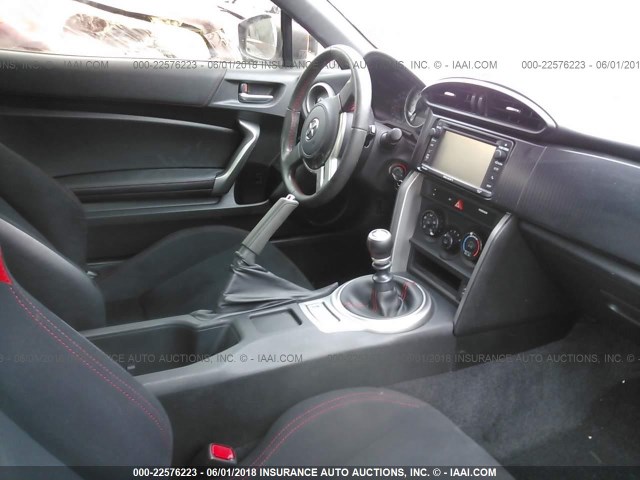 JF1ZNAA1XD1732017 - 2013 TOYOTA SCION FR-S ORANGE photo 5