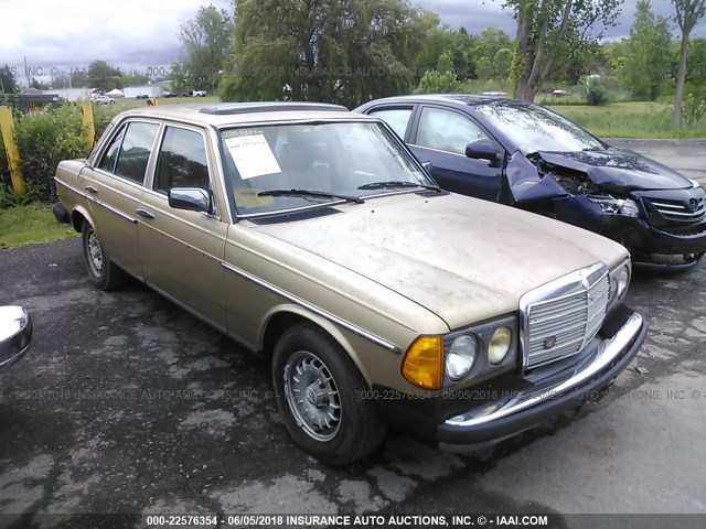 WDBAB33A0DB021427 - 1983 MERCEDES-BENZ 300 DT GOLD photo 1