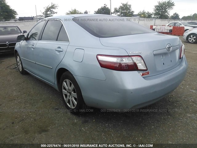 4T1BB46K88U047084 - 2008 TOYOTA CAMRY HYBRID Light Blue photo 3