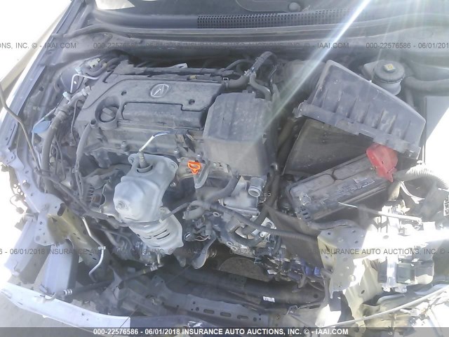 19UDE2F79GA003990 - 2016 ACURA ILX PREMIUM/TECH SILVER photo 10