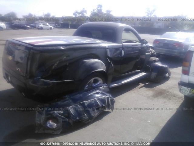 1GCES14P64B105276 - 2004 CHEVROLET SSR 黑色 照片 4