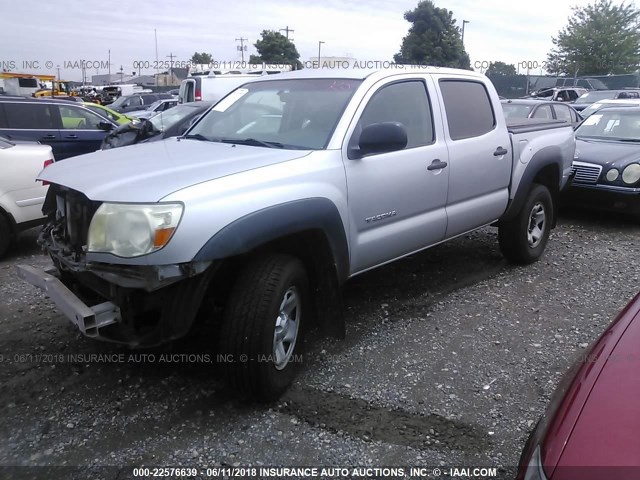 5TEJU62N98Z529561 - 2008 TOYOTA TACOMA DOUBLE CAB PRERUNNER SILVER photo 2