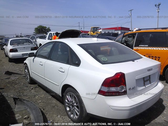 YV1MS682462215005 - 2006 VOLVO S40 T5 WHITE photo 3