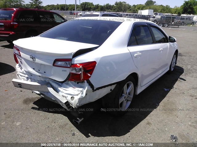 4T1BF1FK2CU114287 - 2012 TOYOTA CAMRY SE/LE/XLE თეთრი ფოტო 4