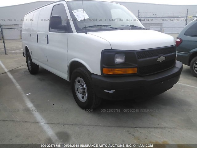 1GCWGFFA0C1140900 - 2012 CHEVROLET EXPRESS G2500  WHITE photo 1