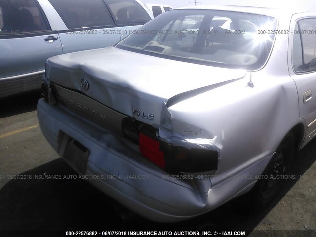 4T1BF12K6TU138114 - 1996 TOYOTA CAMRY LE/XLE/SE 金色 照片 6