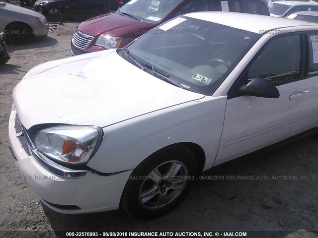 1G1ZT628X5F249875 - 2005 CHEVROLET MALIBU MAXX LS WHITE photo 2