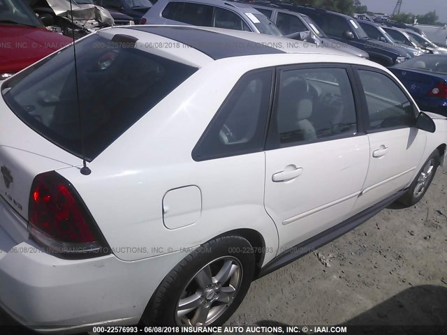 1G1ZT628X5F249875 - 2005 CHEVROLET MALIBU MAXX LS WHITE photo 4