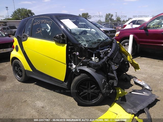 WMEEJ3BA2DK659753 - 2013 SMART FORTWO PURE/PASSION YELLOW photo 1