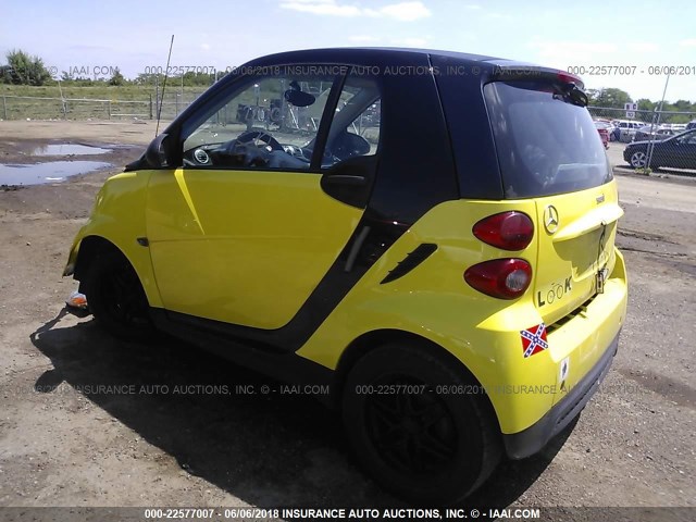 WMEEJ3BA2DK659753 - 2013 SMART FORTWO PURE/PASSION YELLOW photo 3