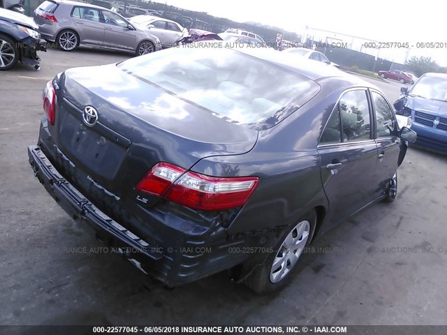 4T1BE46K19U395723 - 2009 TOYOTA CAMRY SE/LE/XLE GRAY photo 4