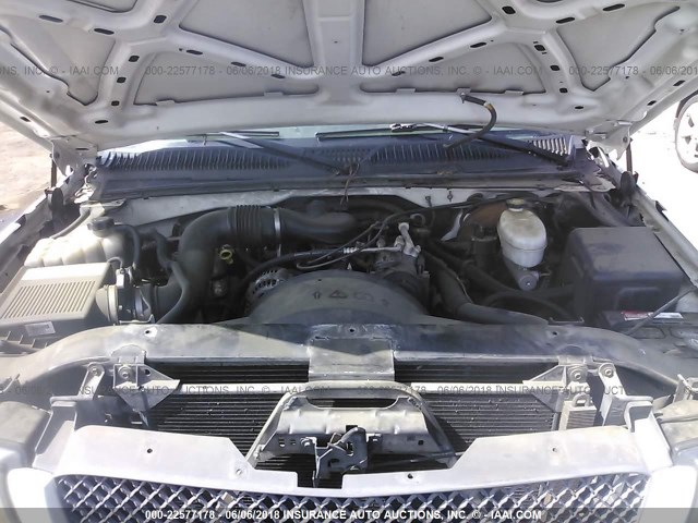 1GCEC14X93Z114654 - 2003 CHEVROLET SILVERADO C1500 WHITE photo 10