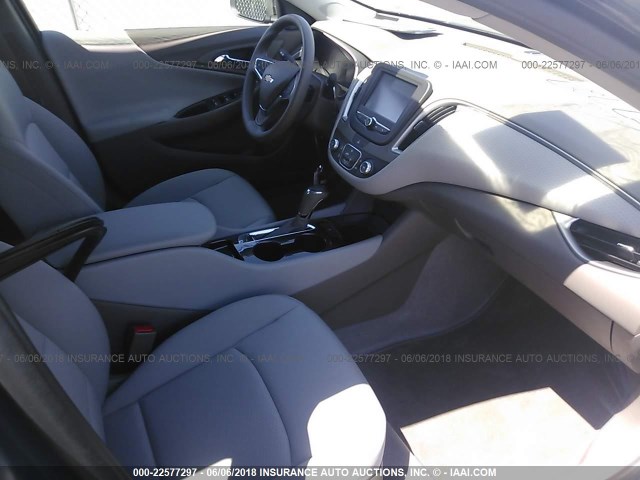 1G1ZB5ST0JF213804 - 2018 CHEVROLET MALIBU LS ლურჯი ფოტო 5