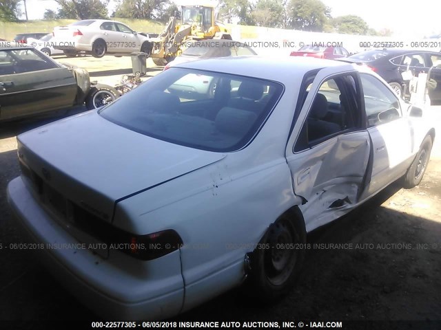 4T1BG22K41U823244 - 2001 TOYOTA CAMRY CE/LE/XLE WHITE photo 4