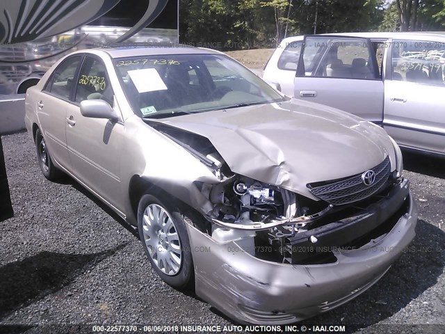 4T1BE30K42U050761 - 2002 TOYOTA CAMRY LE/XLE/SE ოქროსფერი ფოტო 1