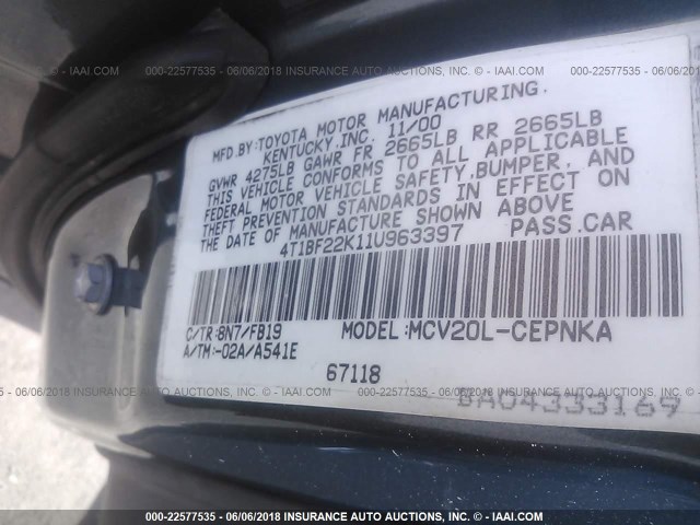 4T1BF22K11U963397 - 2001 TOYOTA CAMRY LE/XLE BLUE photo 9