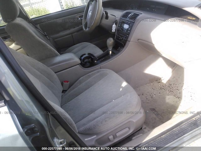 4T1BF28BX4U375364 - 2004 TOYOTA AVALON XL/XLS TEAL photo 5