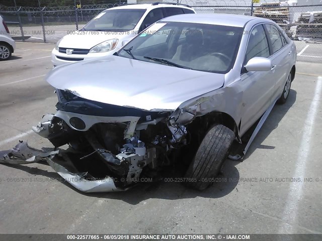 4T1BF3EK3BU741060 - 2011 TOYOTA CAMRY SE/LE/XLE SILVER photo 6