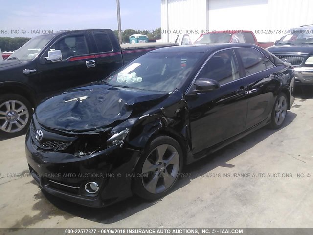 4T1BF1FK0EU787002 - 2014 TOYOTA CAMRY L/SE/LE/XLE BLACK photo 2