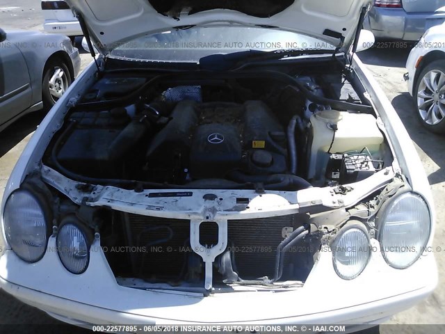 WDBLK65G33T138052 - 2003 MERCEDES-BENZ CLK 320 WHITE photo 10