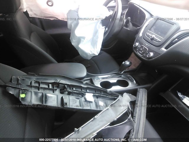 1G1ZB5ST4HF139961 - 2017 CHEVROLET MALIBU LS SILVER photo 5