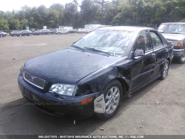 YV1VS29552F846998 - 2002 VOLVO S40 1.9T BLACK photo 2