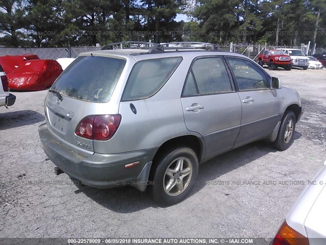 JT6GF10U6X0005811 - 1999 LEXUS RX 300 SILVER photo 4