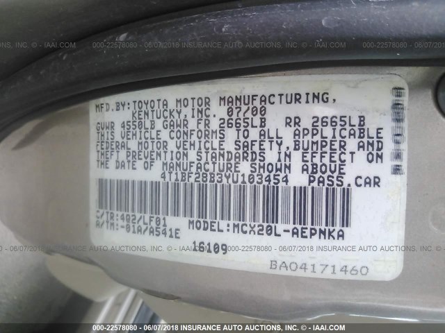 4T1BF28B3YU103454 - 2000 TOYOTA AVALON XL/XLS TAN photo 9