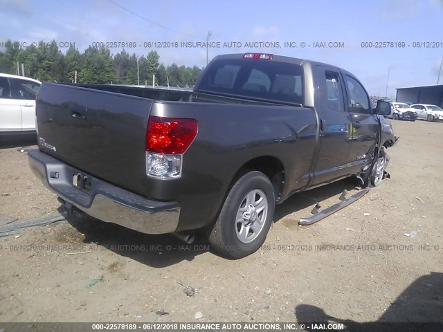 5TFRM5F10BX031204 - 2011 TOYOTA TUNDRA DOUBLE CAB SR5 GRAY photo 4