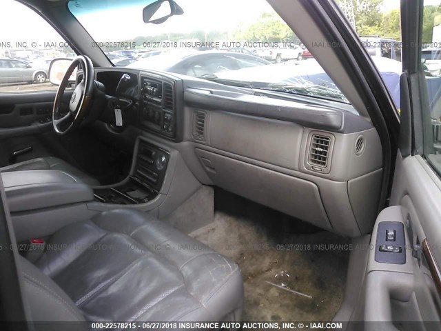 1GYEC63T52R140298 - 2002 CADILLAC ESCALADE LUXURY Qara foto 5
