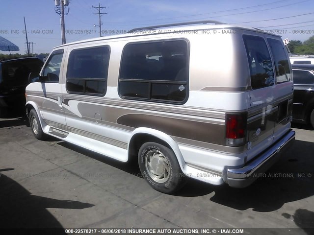 1FDRE14WXXHC18628 - 1999 FORD ECONOLINE E150 VAN WHITE photo 3