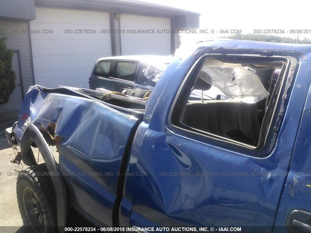 2GTEK19T841317201 - 2004 GMC NEW SIERRA K1500 BLUE photo 6